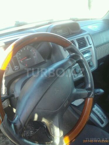 Mitsubishi Pajero io 2001, 301,000 km - 1.8 л - Sumqayıt