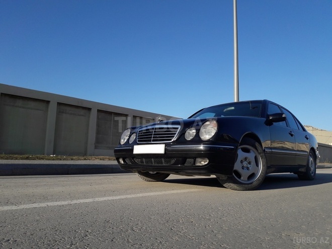 Mercedes E 240 2000, 240,000 km - 2.4 l - Bakı