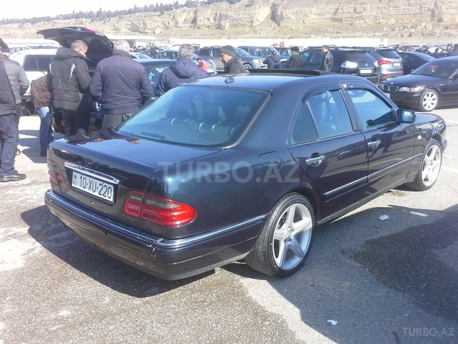 Mercedes E 320 1998, 283,000 km - 3.2 л - Bakı