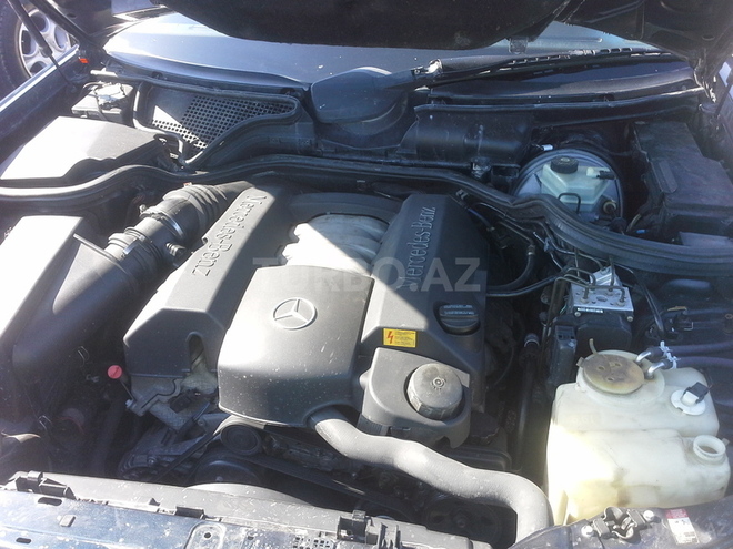 Mercedes E 320 1998, 283,000 km - 3.2 л - Bakı