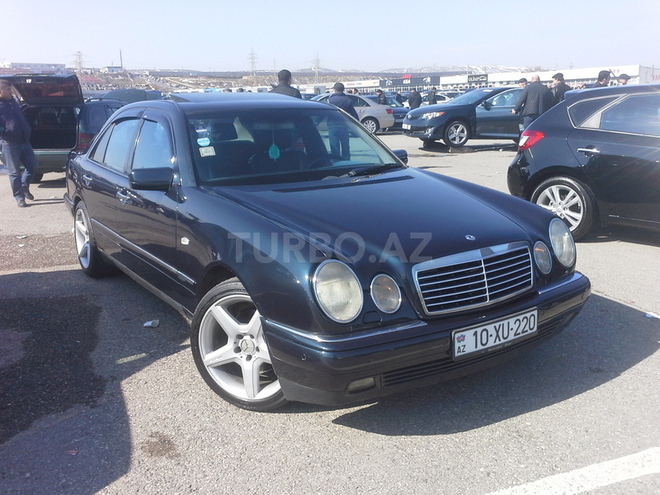 Mercedes E 320 1998, 283,000 km - 3.2 л - Bakı