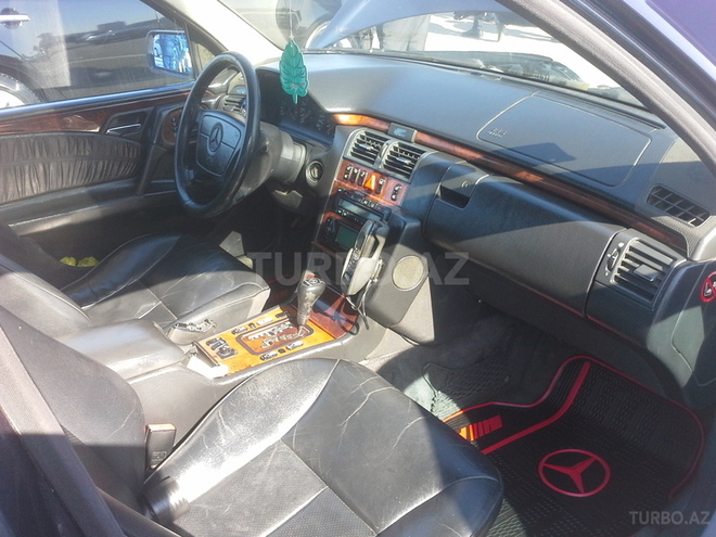 Mercedes E 320 1998, 283,000 km - 3.2 л - Bakı