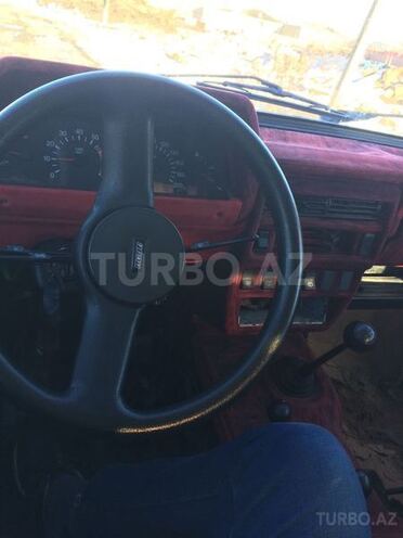 LADA (VAZ) Niva 2010, 100,000 km - 1.7 l - Quba
