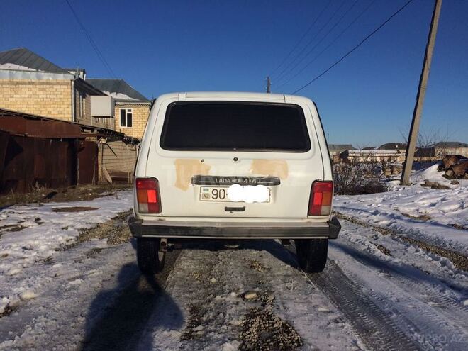 LADA (VAZ) Niva 2010, 100,000 km - 1.7 l - Quba