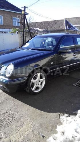 Mercedes E 230 1996, 241,987 km - 2.3 l - Lənkəran