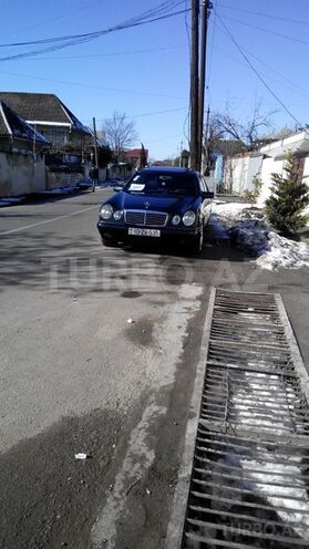 Mercedes E 230 1996, 241,987 km - 2.3 l - Lənkəran