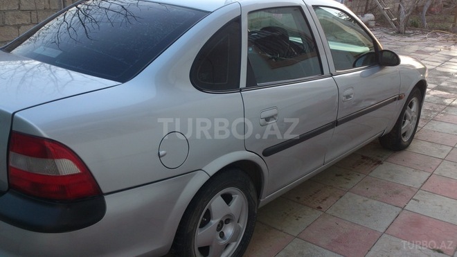 Opel Vectra 1997, 360,000 km - 1.6 л - Sumqayıt