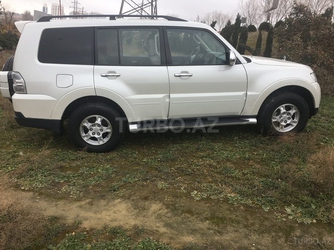 Mitsubishi Pajero 2007, 68,000 km - 3.0 l - Bakı