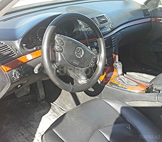 Mercedes E 220 2007, 283,000 km - 2.2 l - Bakı