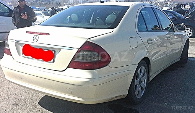 Mercedes E 220 2007, 283,000 km - 2.2 l - Bakı