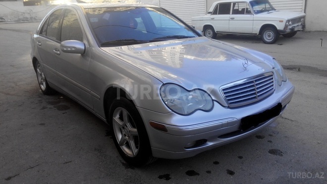 Mercedes C 240 2002, 330,000 km - 2.4 l - Bakı