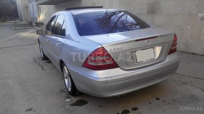 Mercedes C 240 2002, 330,000 km - 2.4 l - Bakı
