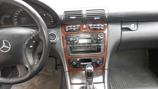 Mercedes C 200 2000, 275,000 km - 2.0 l - Bakı