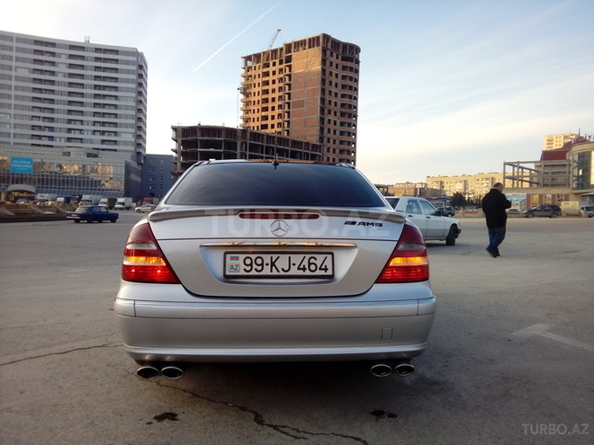 Mercedes E 240 2002, 220,000 km - 2.4 l - Bakı