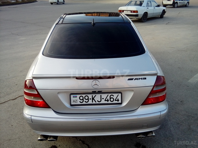 Mercedes E 240 2002, 220,000 km - 2.4 l - Bakı