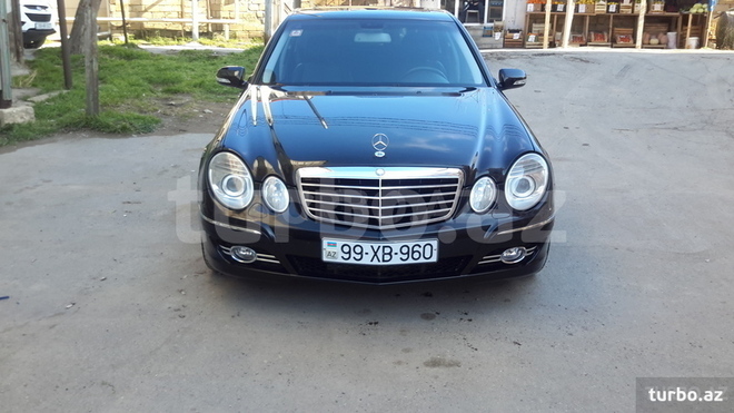 Mercedes E 250 2008, 161,781 km - 2.5 l - Bakı