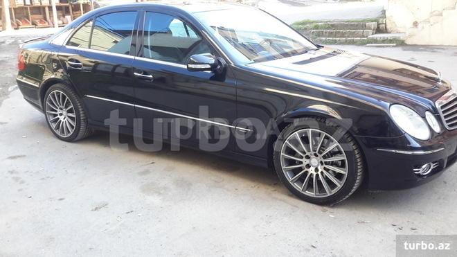 Mercedes E 250 2008, 161,781 km - 2.5 l - Bakı