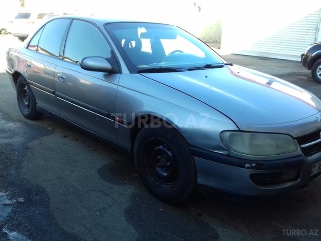 Opel Omega 1995, 200,000 km - 2.0 l - Bakı