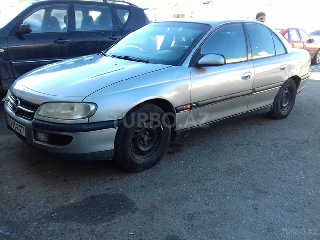 Opel Omega 1995, 200,000 km - 2.0 l - Bakı