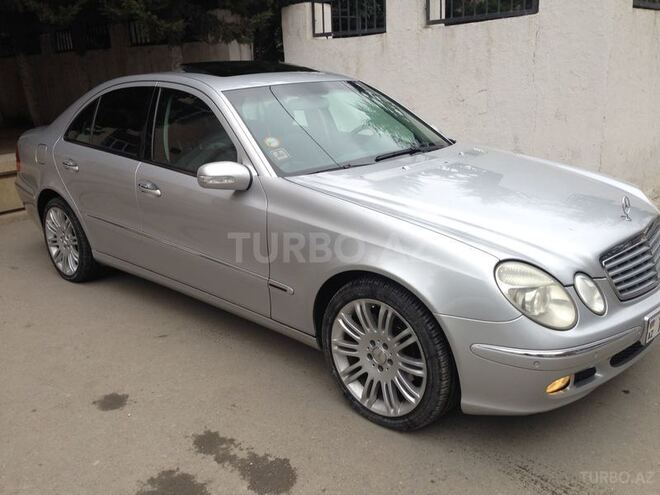 Mercedes E 320 2002, 260,000 km - 3.2 l - Bakı