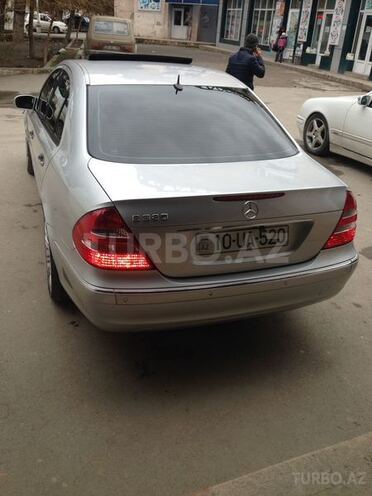 Mercedes E 320 2002, 260,000 km - 3.2 l - Bakı