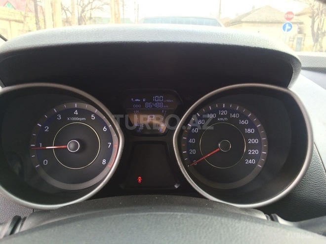 Hyundai Elantra 2011, 86,600 km - 1.8 l - Bakı
