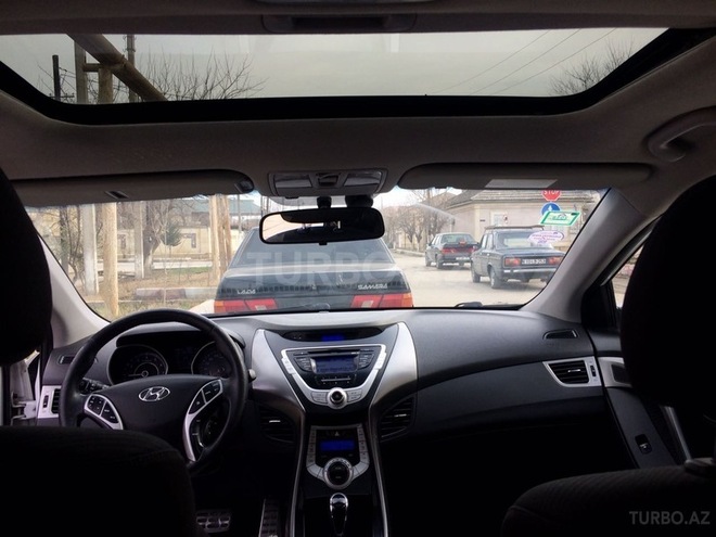 Hyundai Elantra 2011, 86,600 km - 1.8 l - Bakı