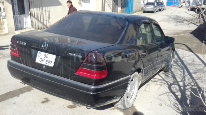 Mercedes C 220 1995, 220,000 km - 2.2 l - Bakı