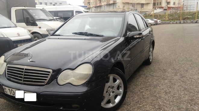 Mercedes C 220 2000, 240,000 km - 2.2 l - Bakı