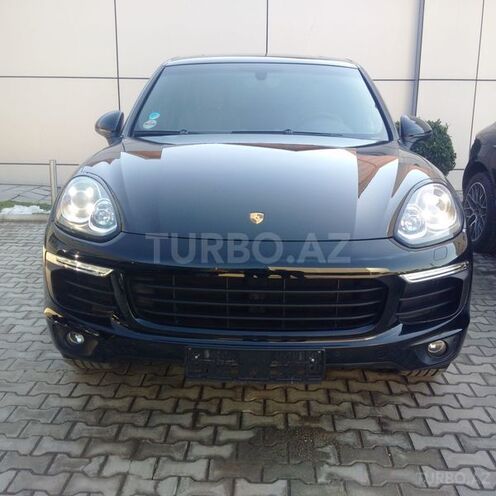 Porsche Cayenne 2015, 28,000 km - 3.6 l - Bakı