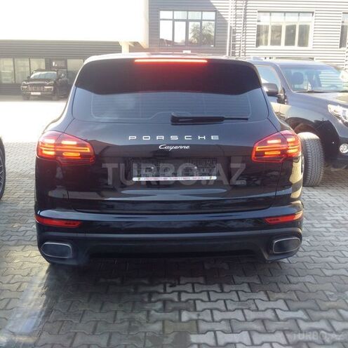 Porsche Cayenne 2015, 28,000 km - 3.6 l - Bakı