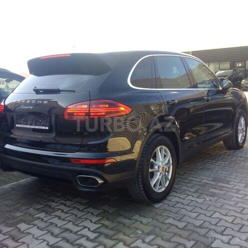 Porsche Cayenne 2015, 28,000 km - 3.6 l - Bakı