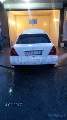 Mercedes C 180 1997, 237,000 km - 1.8 л - Göyçay