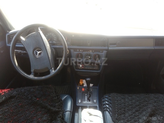 Mercedes 190 1990, 189,632 km - 2.0 l - Sabirabad