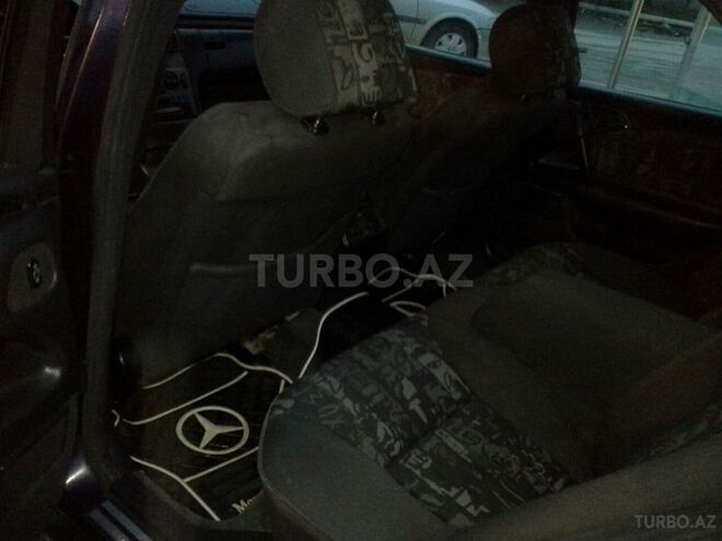 Mercedes E 230 1996, 252,000 km - 2.3 l - Bakı