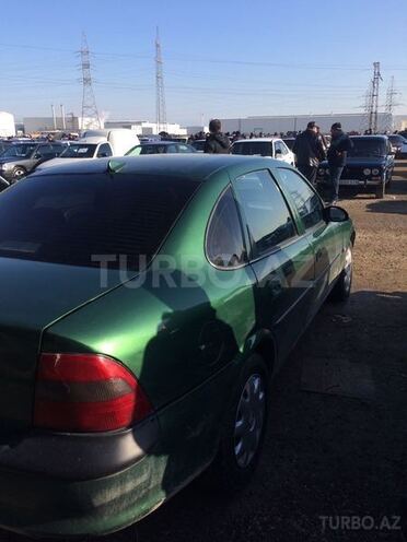 Opel Vectra 1997, 199,700 km - 1.6 l - Sumqayıt