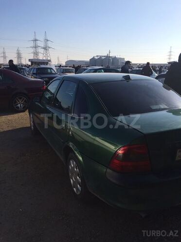 Opel Vectra 1997, 199,700 km - 1.6 l - Sumqayıt