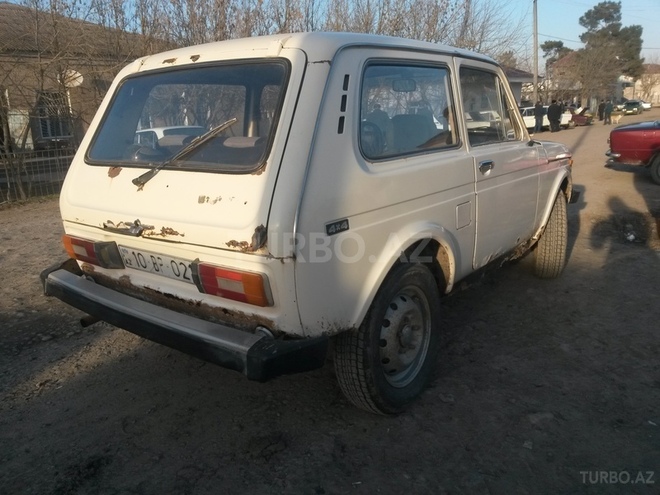 LADA (VAZ) Niva 1994, 150,000 km - 1.6 l - Saatlı