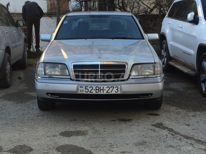 Mercedes C 220 1993, 276,550 km - 2.2 l - Bakı