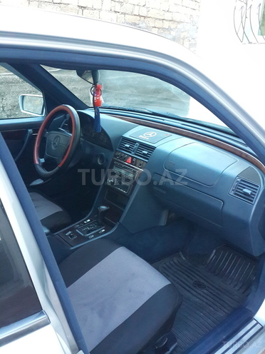 Mercedes C 240 1998, 325,000 km - 2.4 l - Bakı
