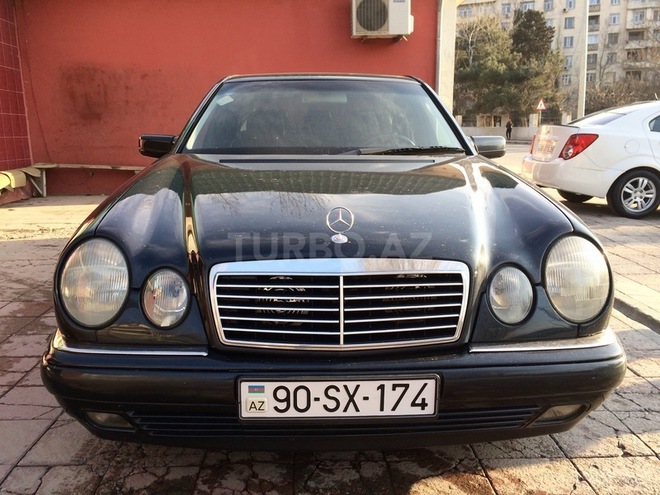 Mercedes E 240 1999, 364,000 km - 2.4 l - Bakı