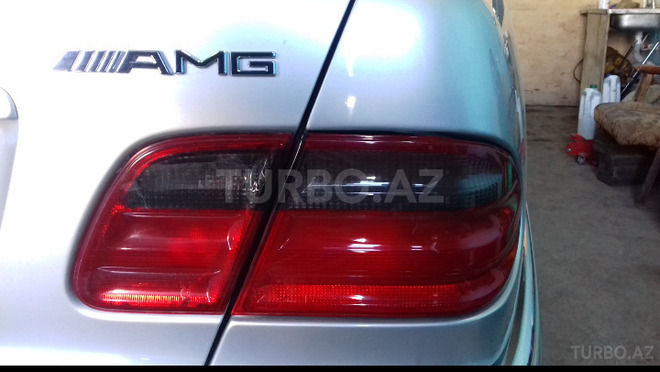 Mercedes E 240 1998, 220,000 km - 2.4 л - Bakı