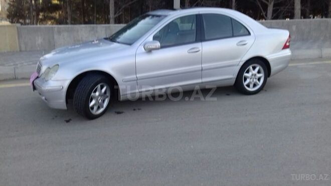 Mercedes C 240 2002, 246,300 km - 2.4 l - Bakı