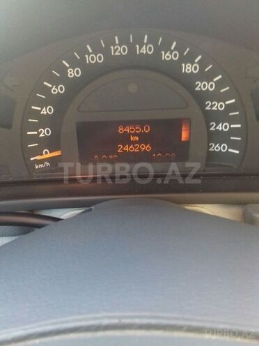 Mercedes C 240 2002, 246,300 km - 2.4 l - Bakı