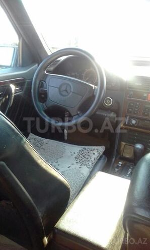 Mercedes C 220 1995, 180,656 km - 2.2 l - Gəncə