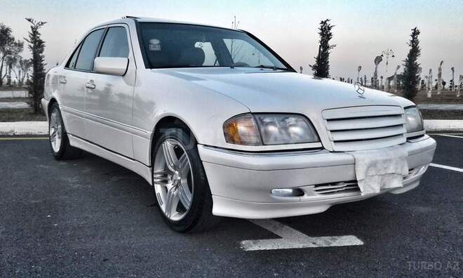 Mercedes C 230 2000, 232,580 km - 0.3 l - Sumqayıt