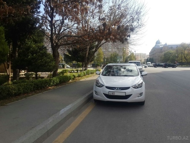 Hyundai Elantra 2013, 70,100 km - 1.8 l - Bakı