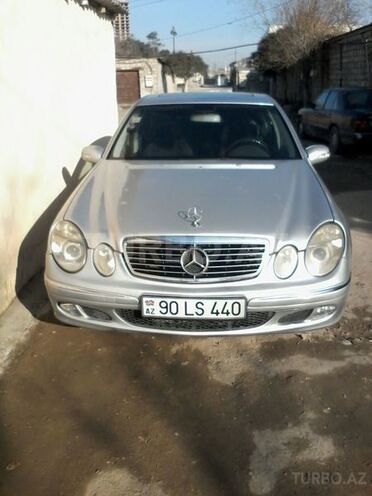 Mercedes E 220 2002, 3,003,000 km - 2.2 l - Bakı