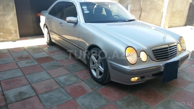 Mercedes E 240 2000, 99,986 km - 2.6 l - Bakı
