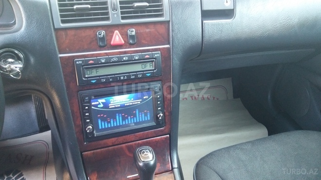 Mercedes E 240 2000, 99,986 km - 2.6 l - Bakı